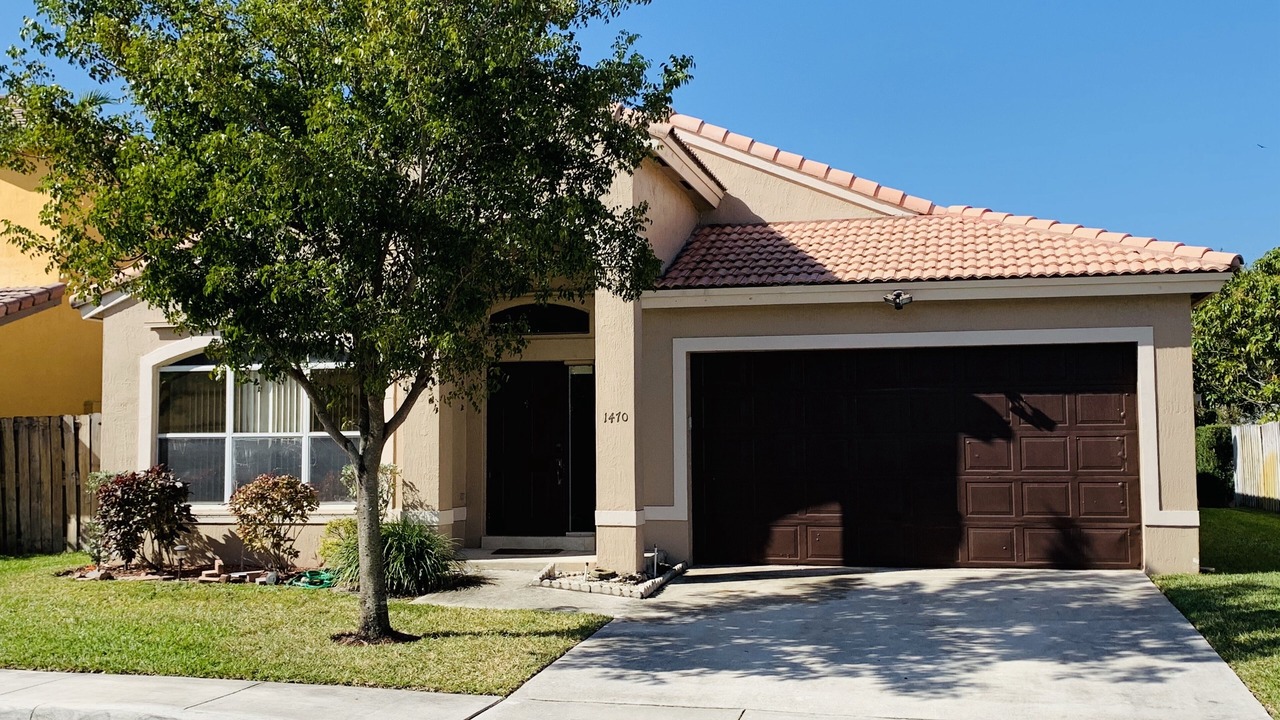 Photo of Outdoor in Pembroke Pines