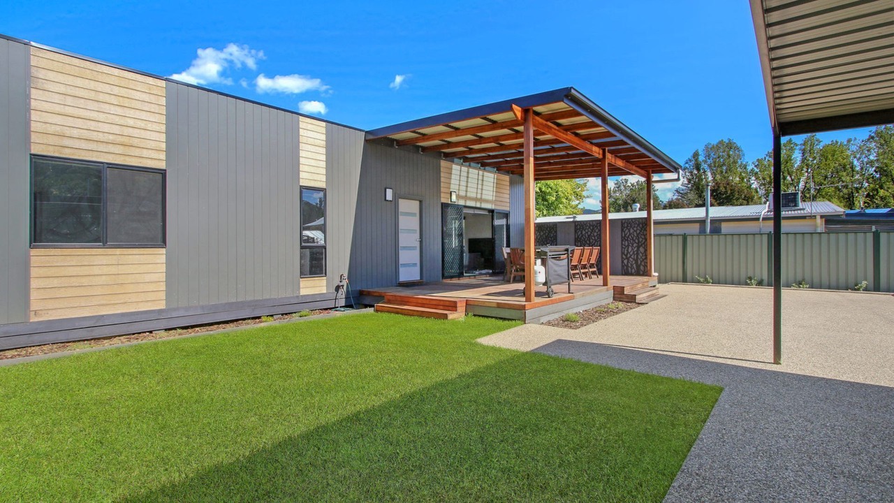 Photo of Outdoor in Bright