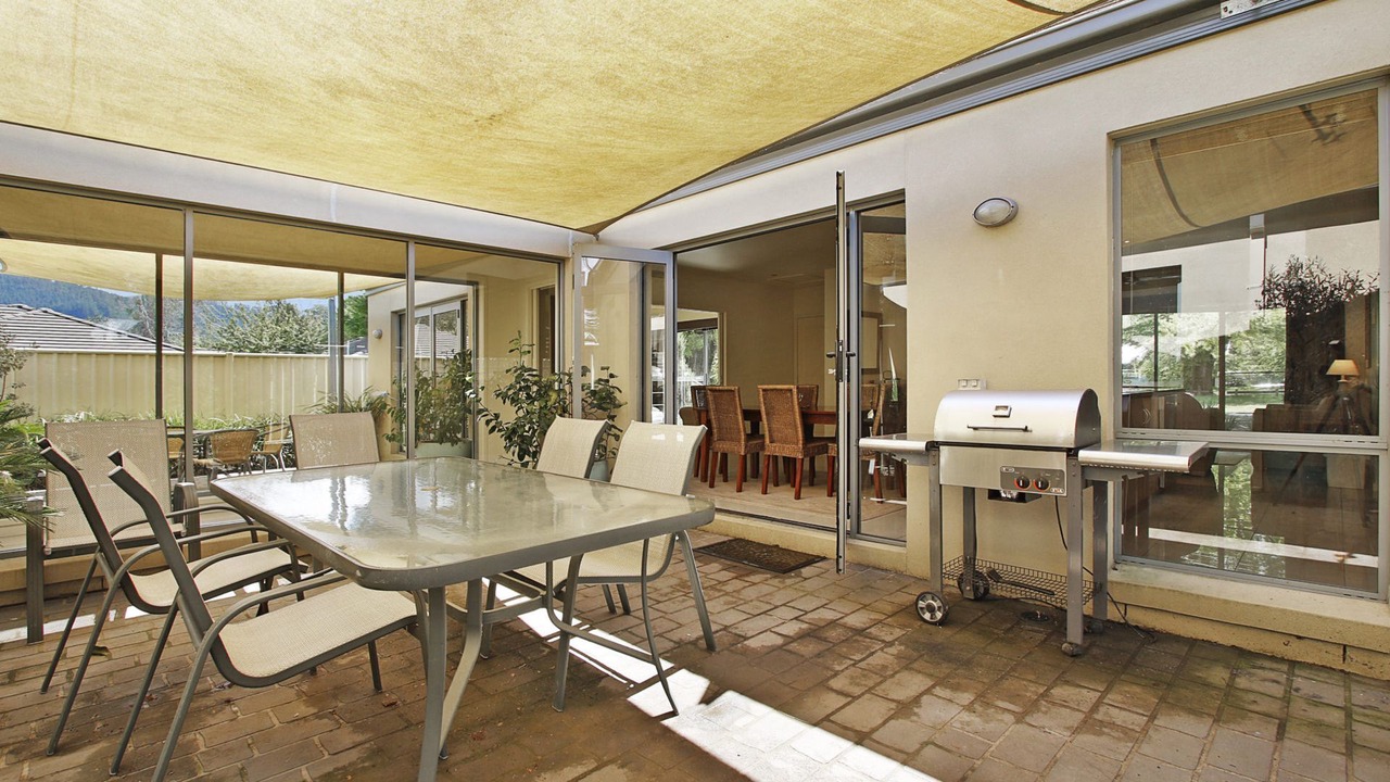 Photo of Outdoor in Bright