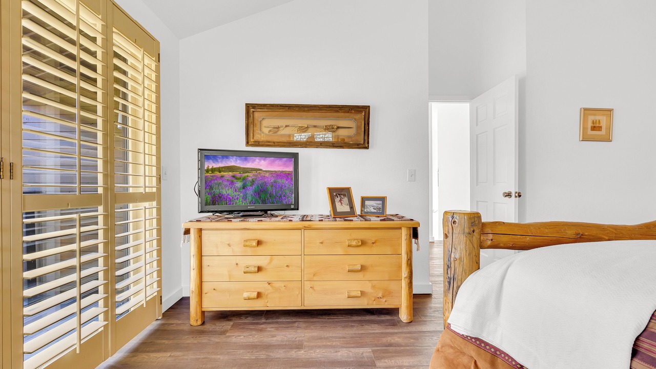Photo of Bedroom in Park Meadows