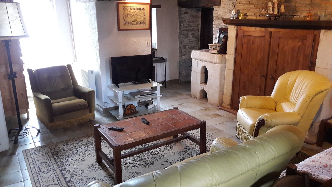 Photo of Livingroom in Murs-Erigne