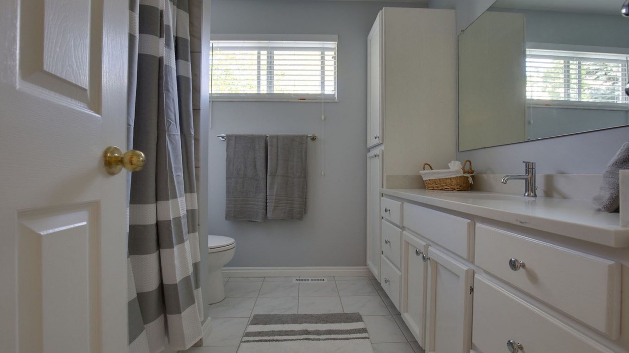 Photo of Bathroom in Cottonwood Heights