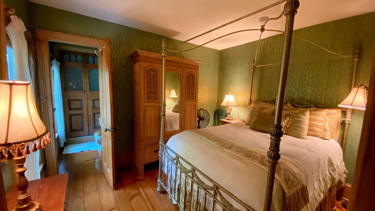 Photo of Bathroom in Cooperstown