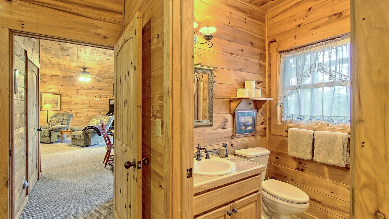 Photo of Bathroom in Ellijay