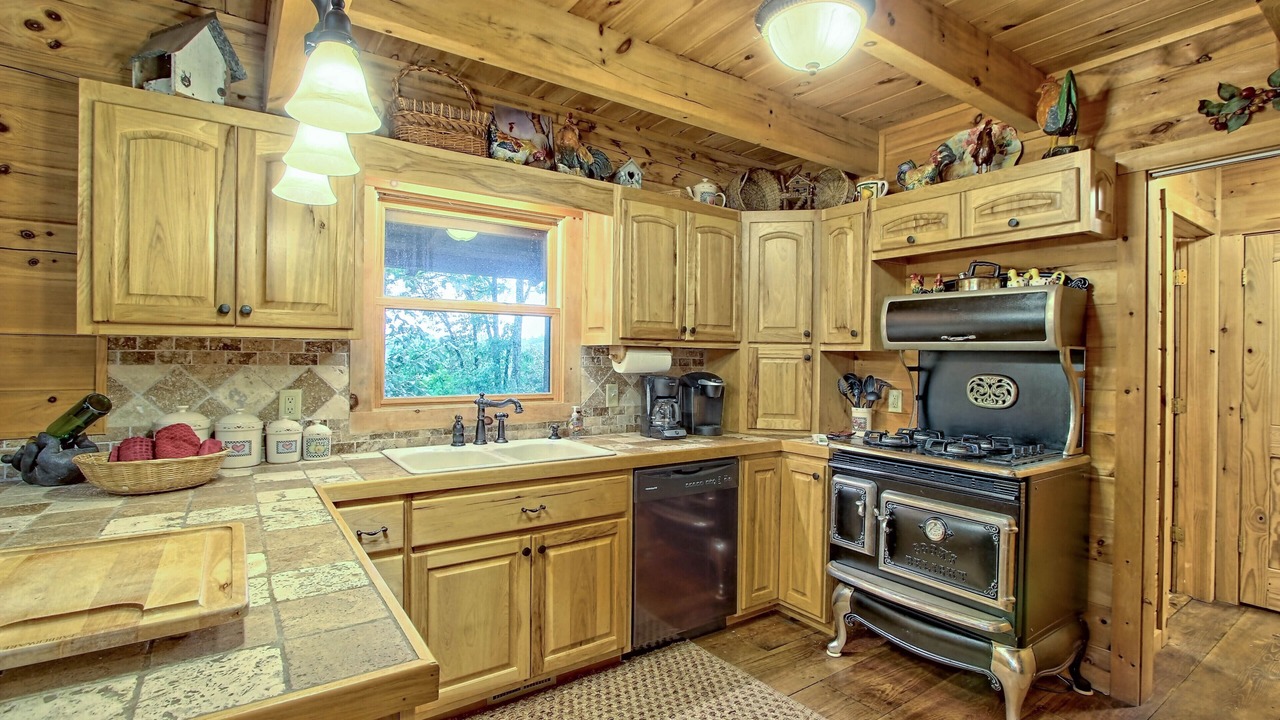 Photo of Kitchen in Ellijay