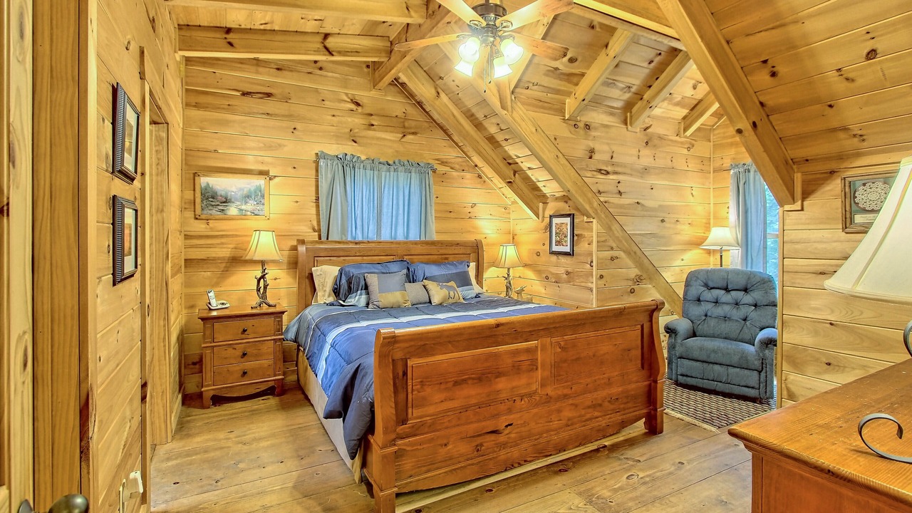 Photo of Bedroom in Ellijay
