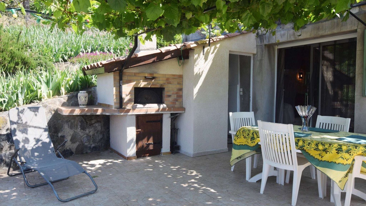 Photo of Patio Balcony in Saint-Pons