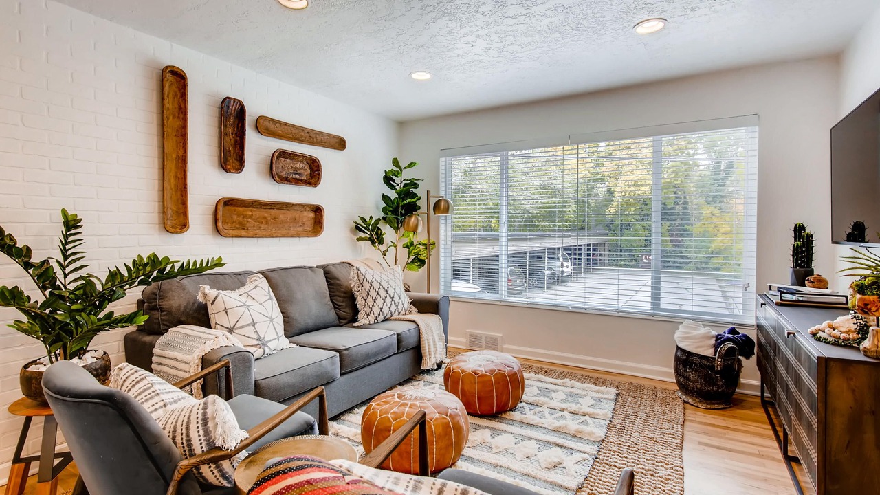 Photo of Livingroom in Lower Avenues