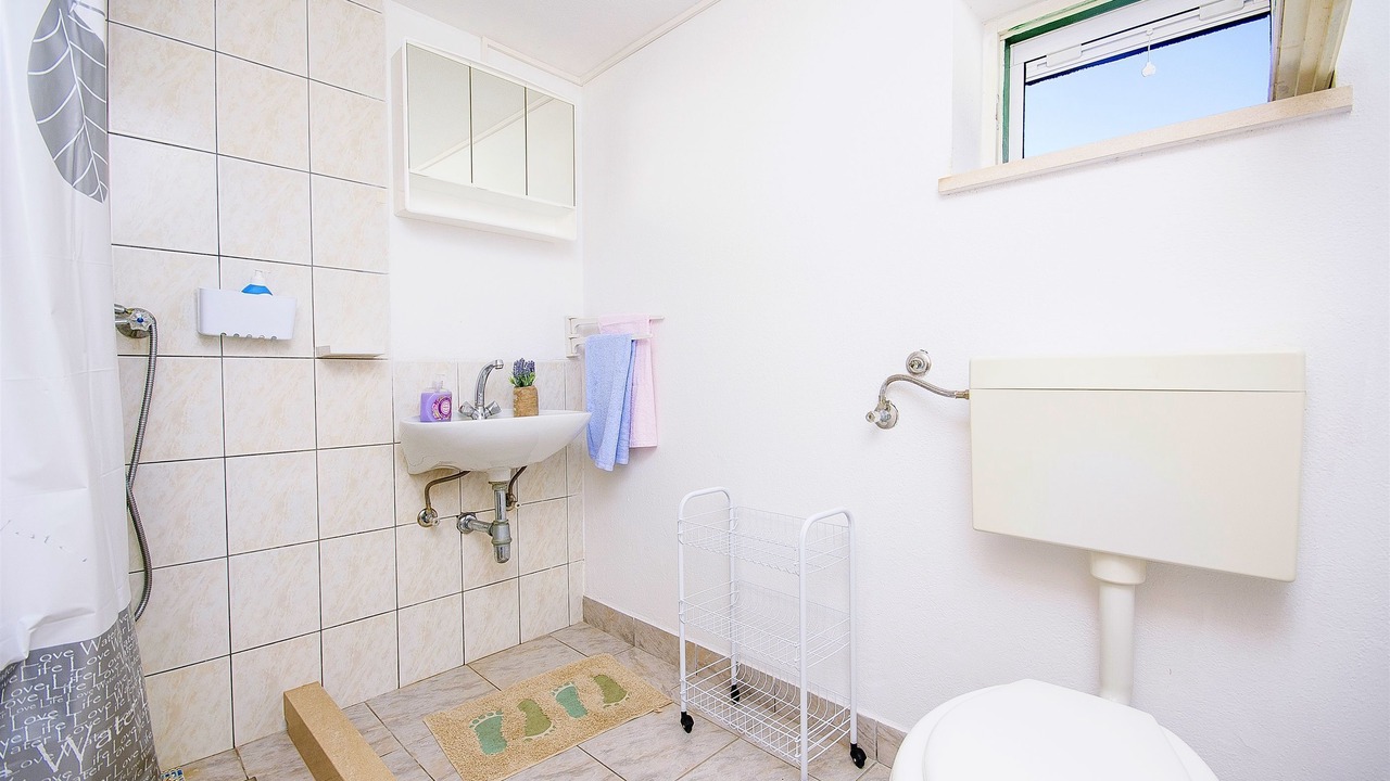 Photo of Bathroom in Praznica