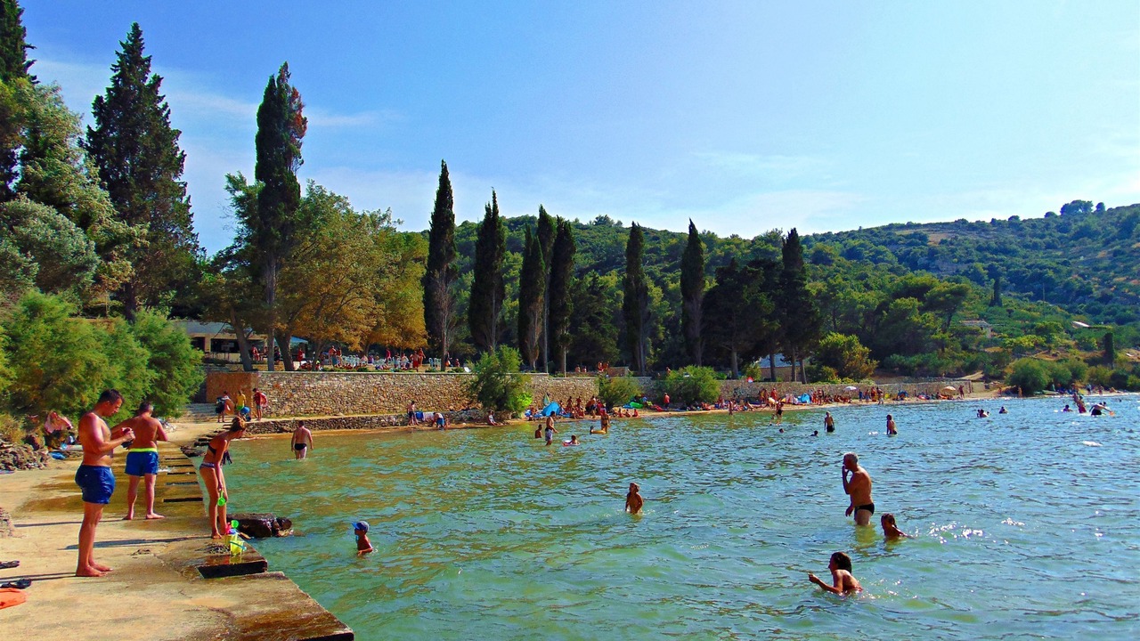 Photo of Others in Praznica