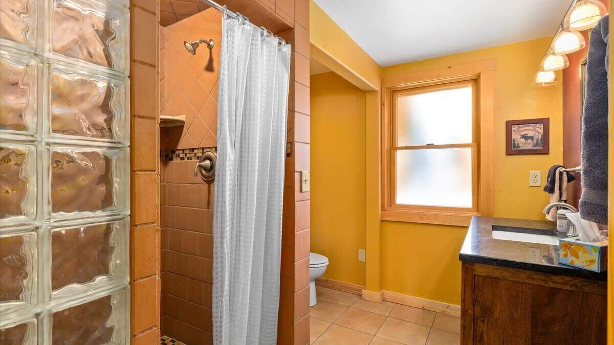 Photo of Bathroom in Red Lodge