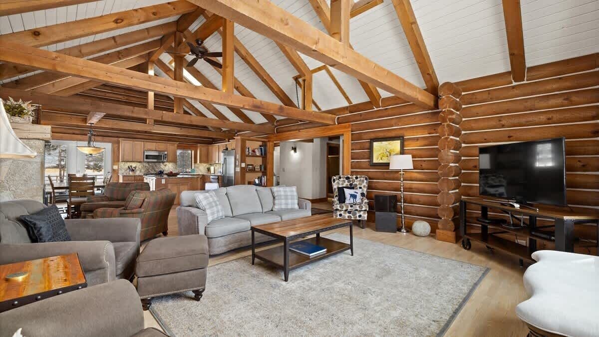 Photo of Livingroom in Red Lodge