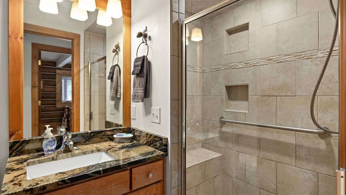 Photo of Bathroom in Red Lodge