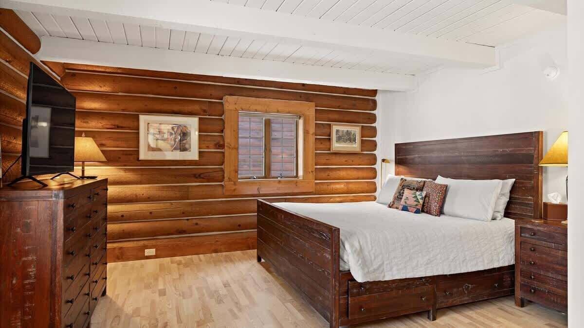 Photo of Bedroom in Red Lodge