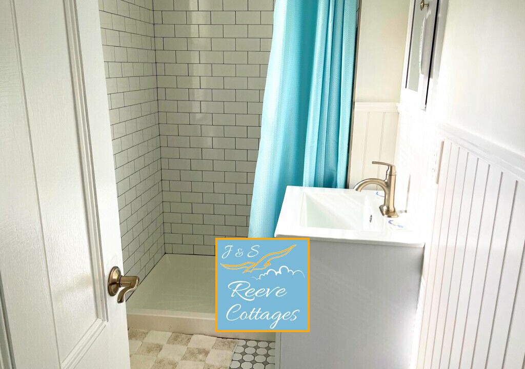 Photo of Bathroom in Aquebogue