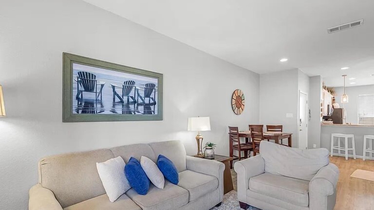 Photo of Livingroom in Corpus Christi