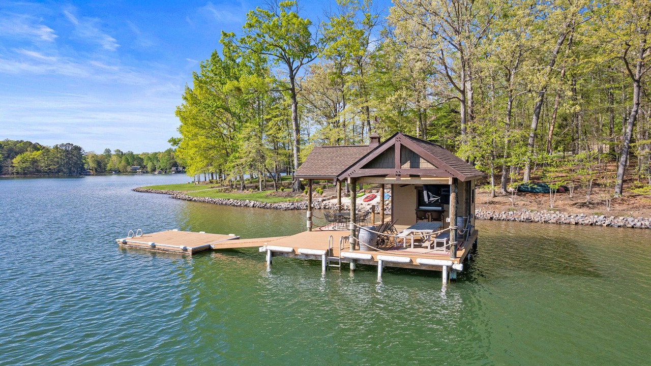 Photo of Outdoor in Huddleston
