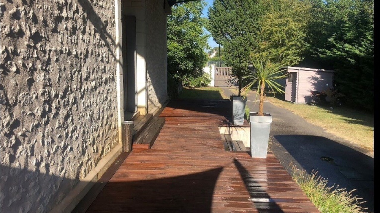 Photo of Outdoor in Sazilly
