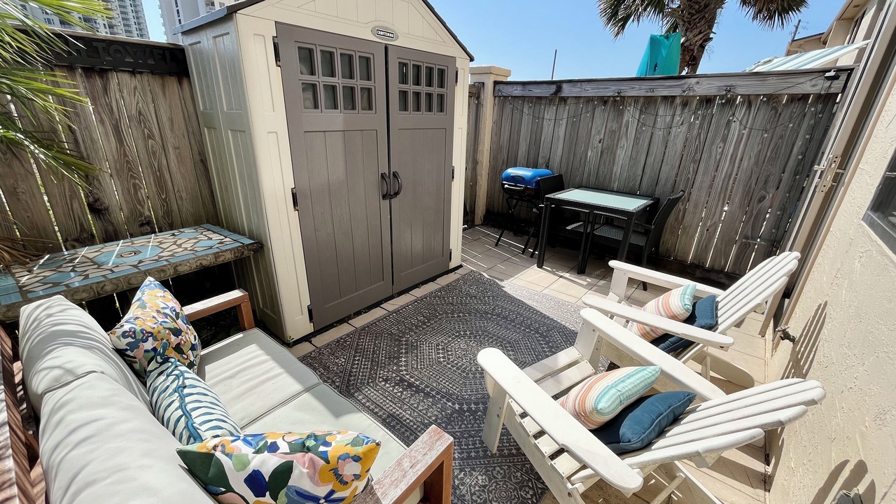 Photo of Patio Balcony in Sugar Beach