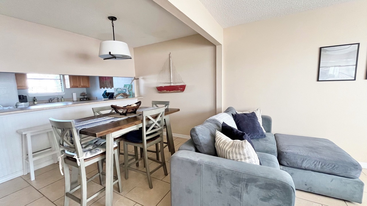 Photo of Livingroom in Sugar Beach