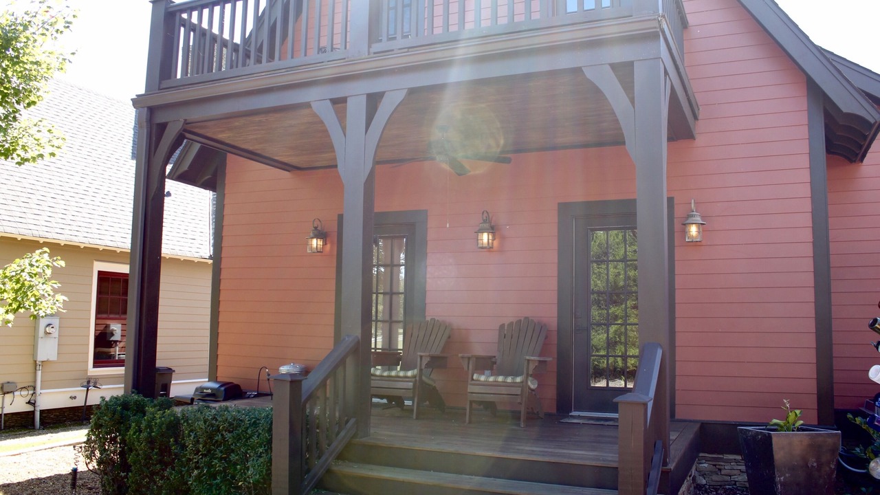 Photo of Patio Balcony in Pisgah