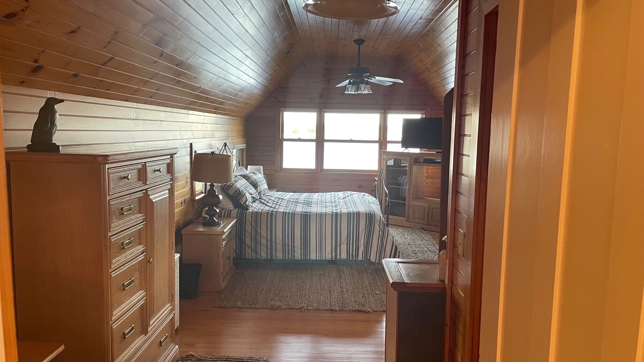 Photo of Bedroom in Alexandria Bay