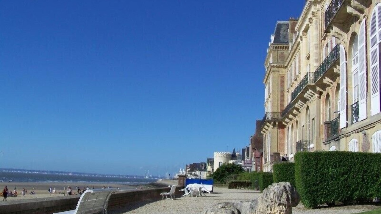 Photo of Others in Trouville-sur-Mer