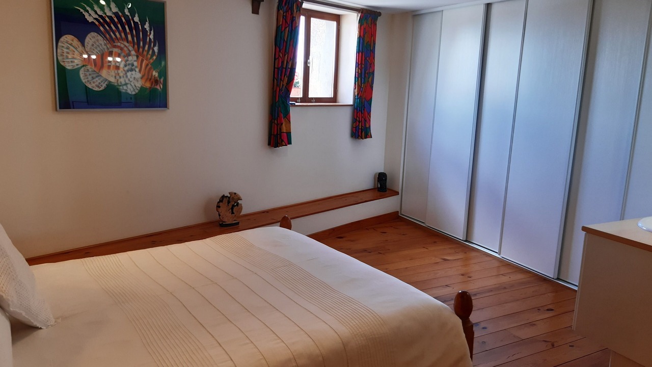 Photo of Bedroom in Marseillette