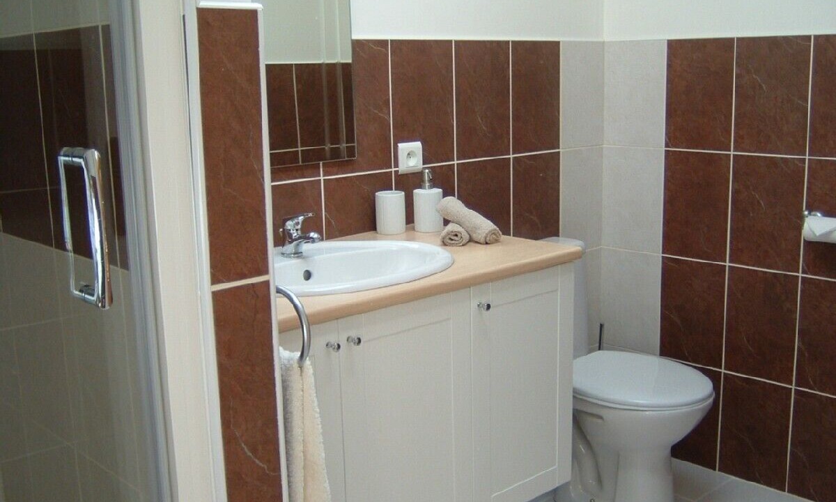 Photo of Bathroom in Marseillette