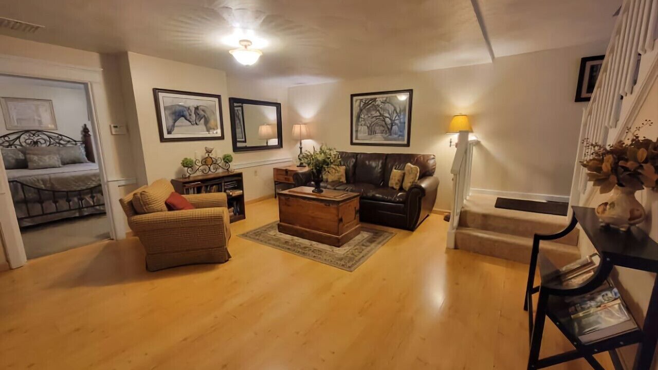 Photo of Others in Mansfield