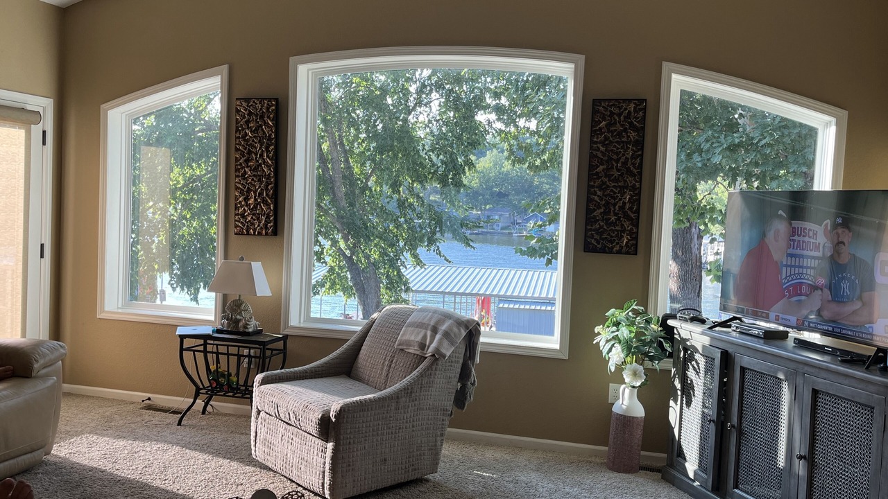 Photo of Livingroom in Gravois Mills