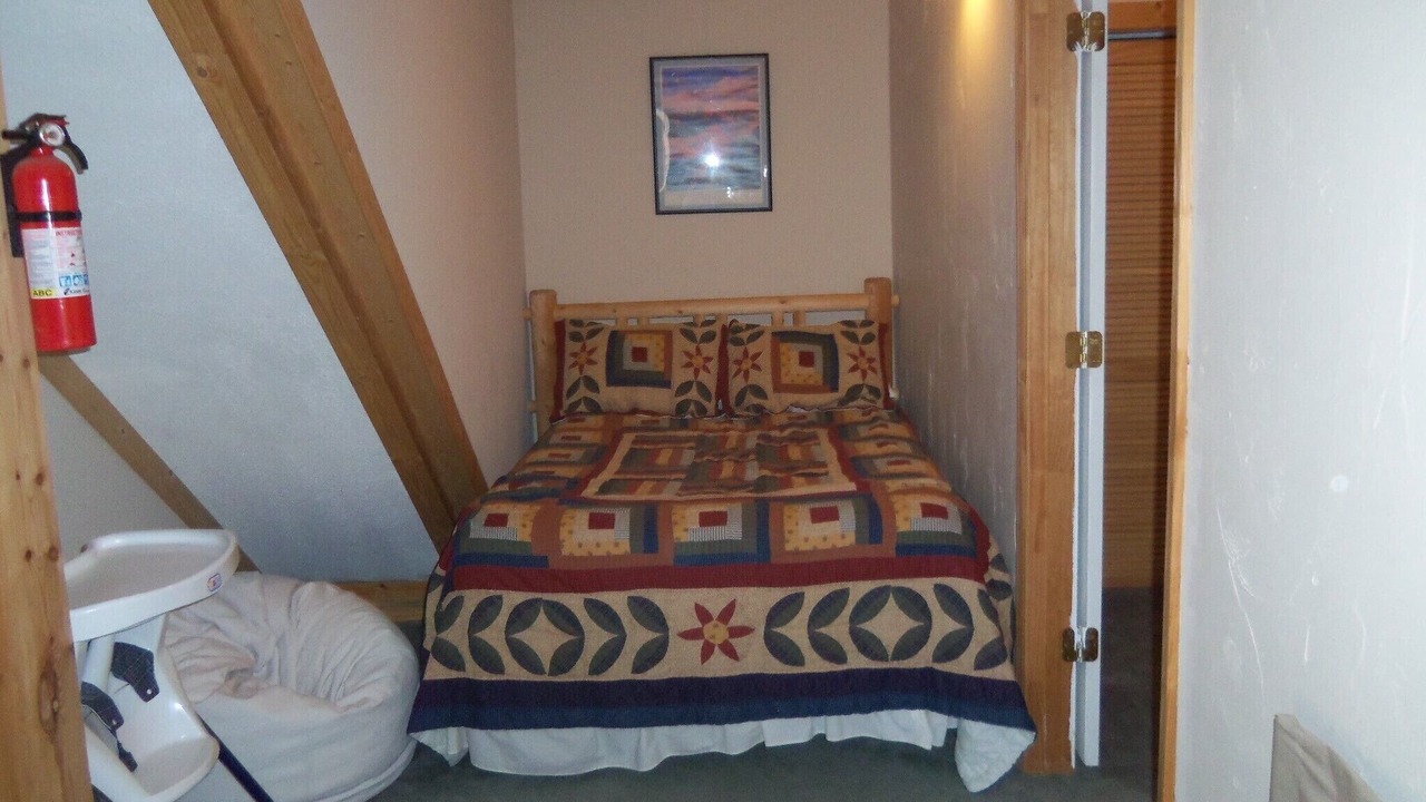 Photo of Bedroom in Lake Lure