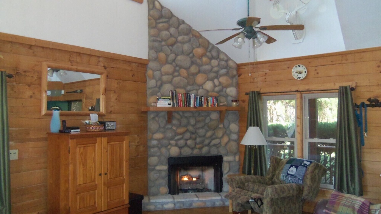 Photo of Livingroom in Lake Lure