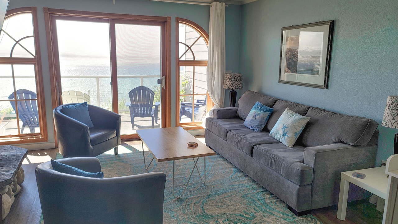Photo of Livingroom in Netarts