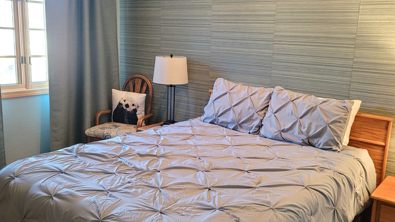 Photo of Bedroom in Netarts
