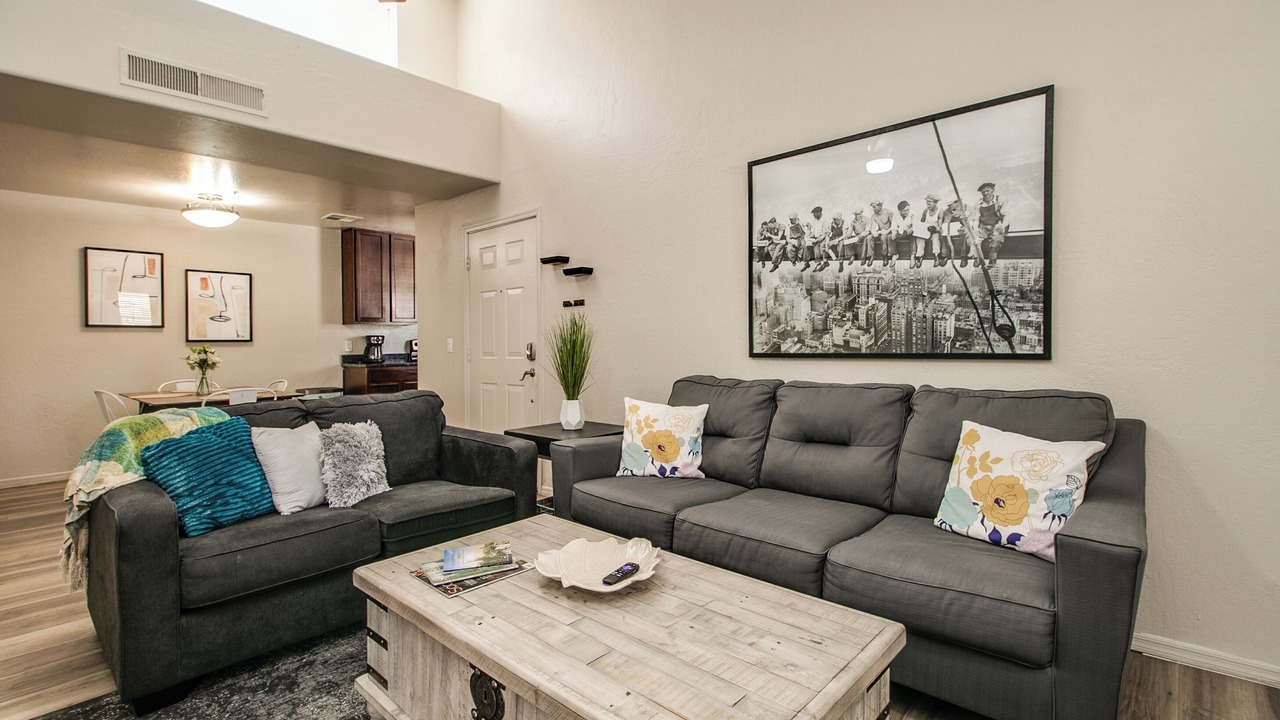 Photo of Livingroom in Scottsdale Vista North