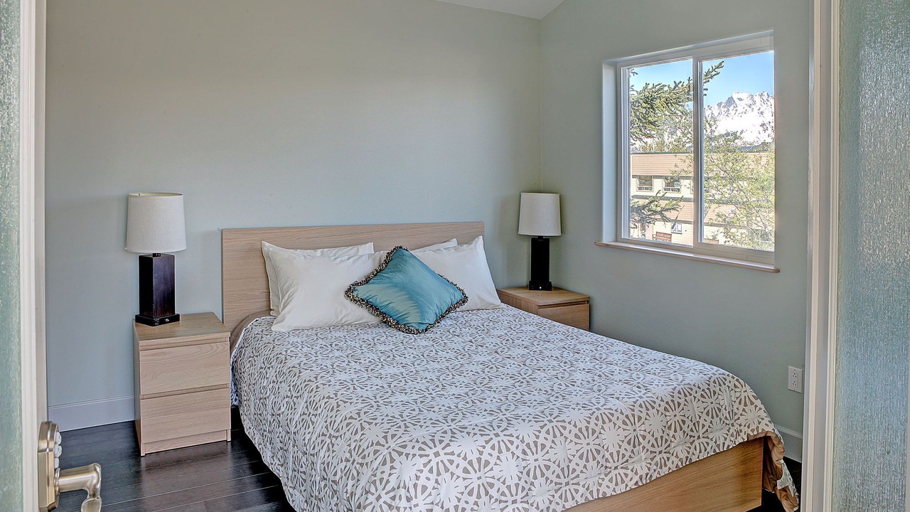 Photo of Bedroom in Seward