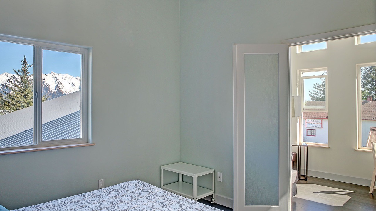 Photo of Bedroom in Seward
