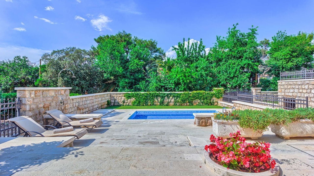 Photo of Outdoor in Babin Kuk