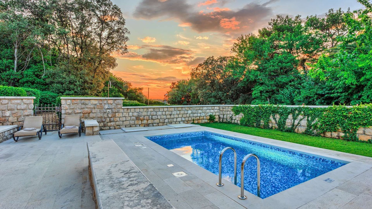 Photo of Outdoor in Babin Kuk