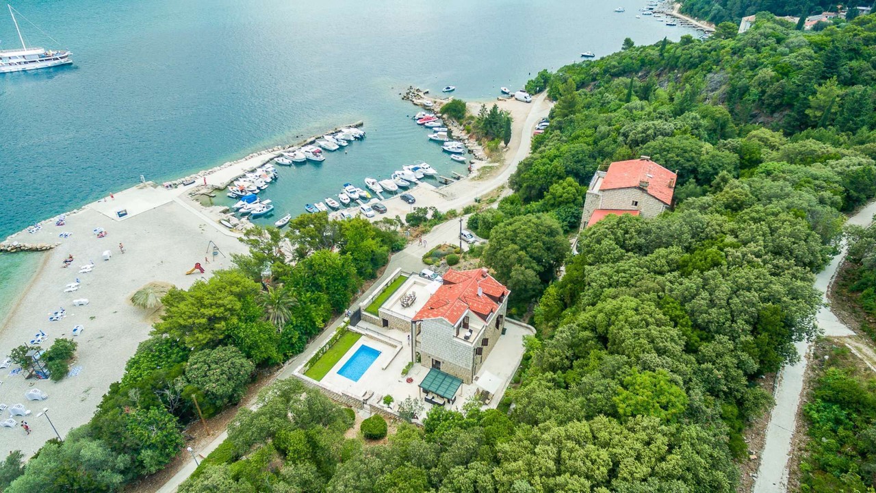 Photo of Outdoor in Babin Kuk