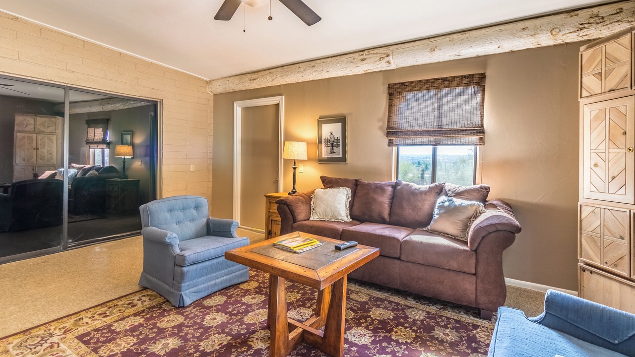 Photo of Livingroom in Tanque Verde
