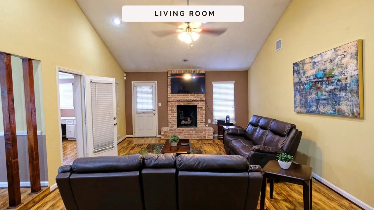 Photo of Livingroom in Missouri City