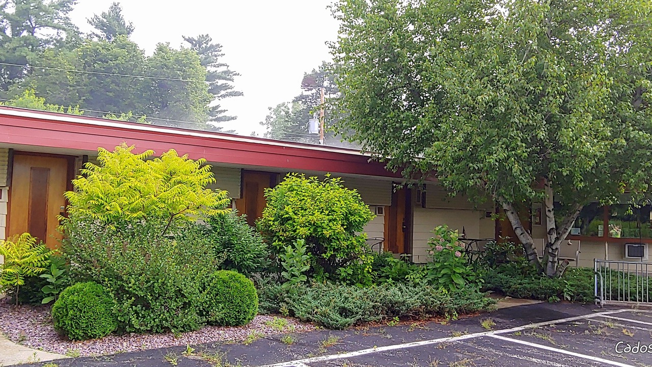 Photo of Outdoor in Spring Green