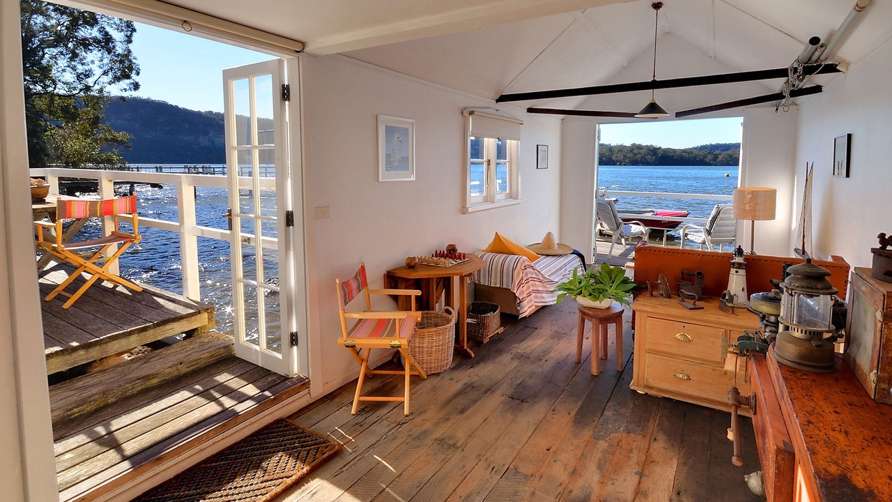 Photo of Others in Bar Point