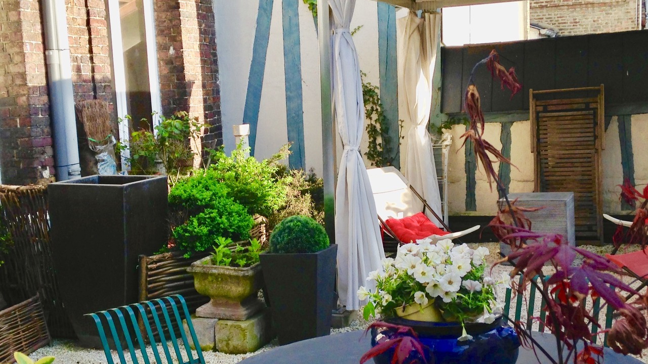 Photo of Patio Balcony in Quartier Vieux Marche-Cathedrale