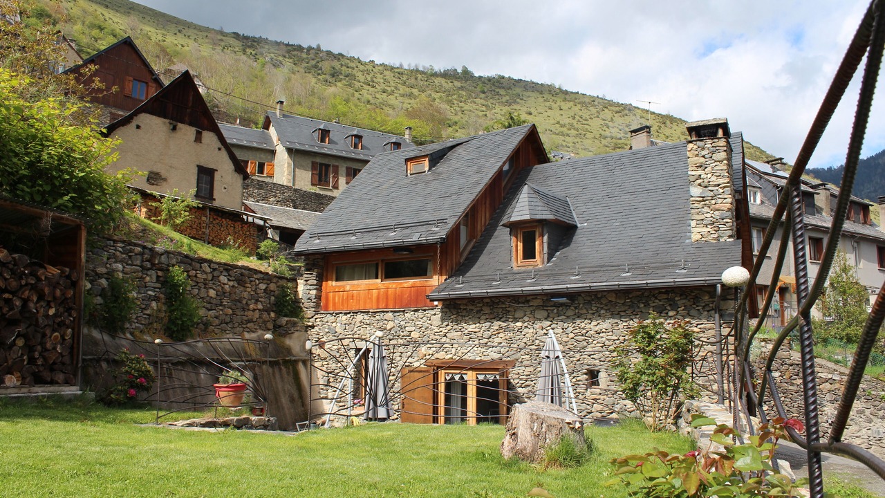 Photo of Outdoor in Saint-Aventin
