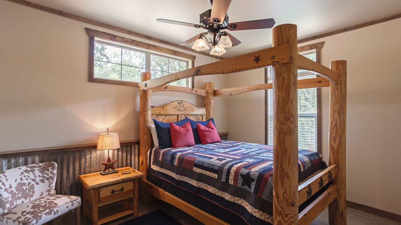 Photo of Bedroom in Royse City