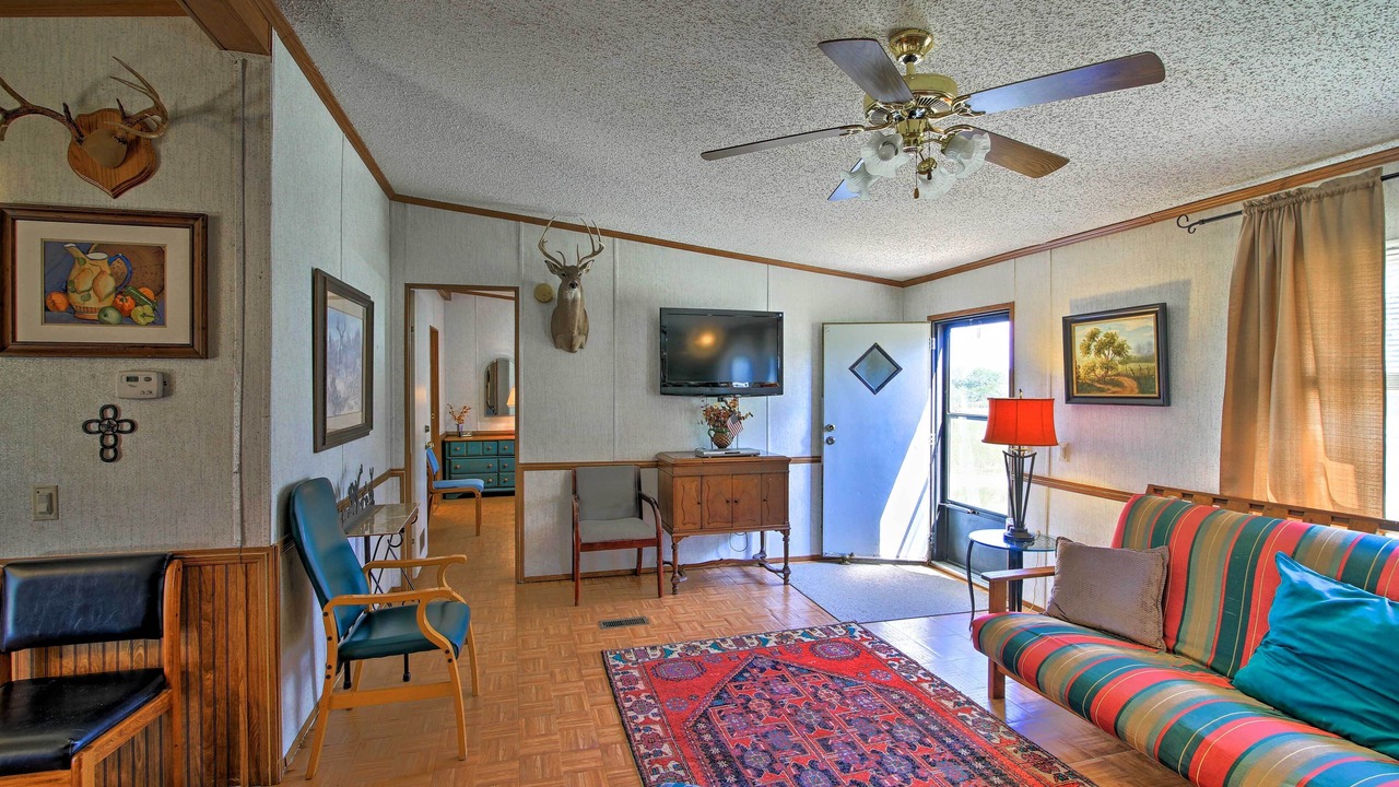 Photo of Livingroom in Utopia