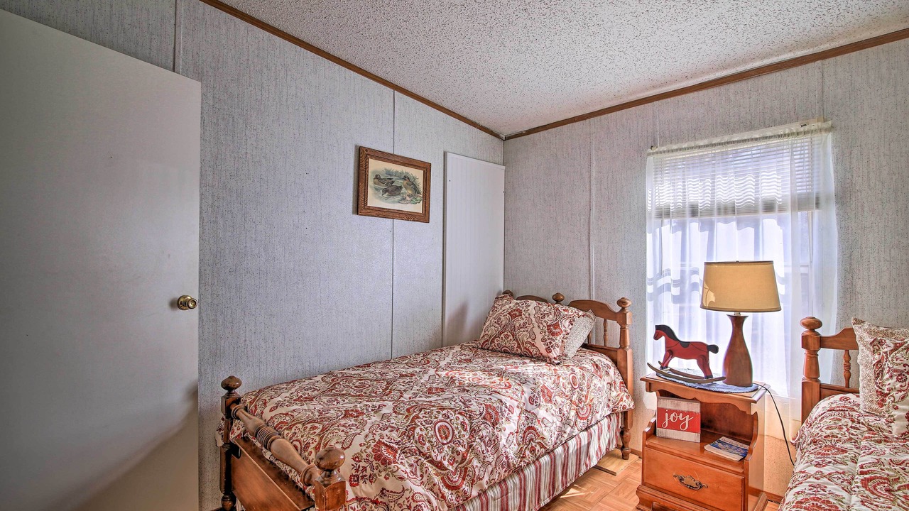 Photo of Bedroom in Utopia